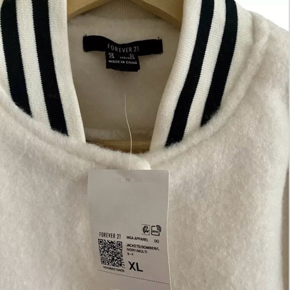 Forever 21 Varsity Striped Letterman Jacket, Baseball Bomber, XL, New With Tags - Picture 3 of 3